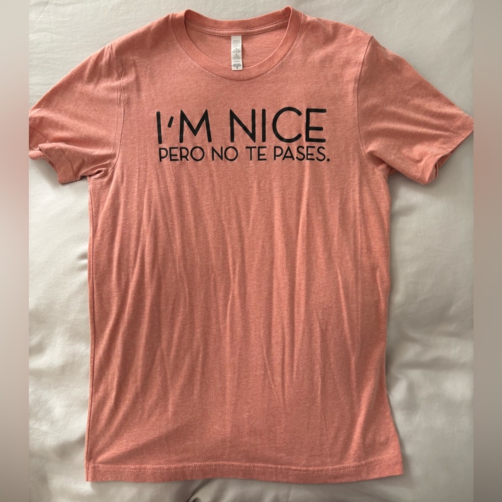 Never worn t-shirt 
Size medium